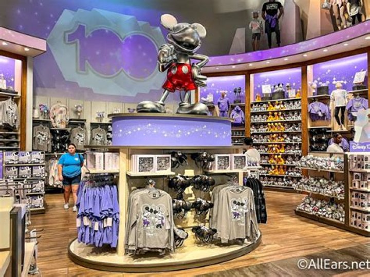 4 Unique Souvenir Experiences at Walt Disney World