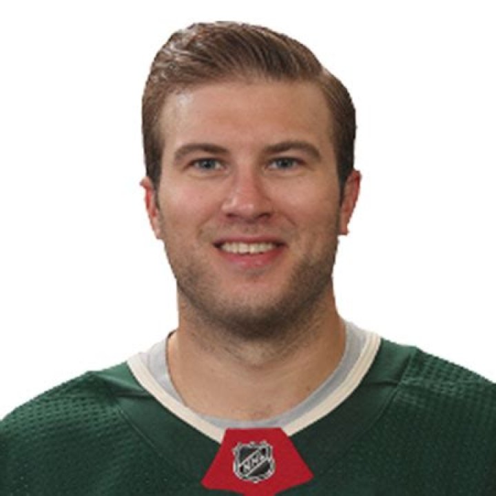 Alex Stalock Biography-salary, net worth, married, affair, dating, children, career, relationship, age, family, contract, stats