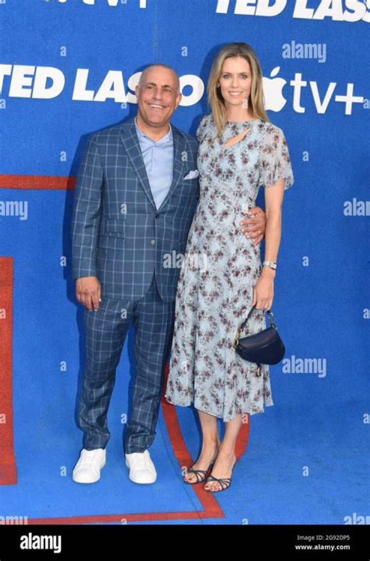 Anna Rawson Bio - married, boyfriend, net worth, salary