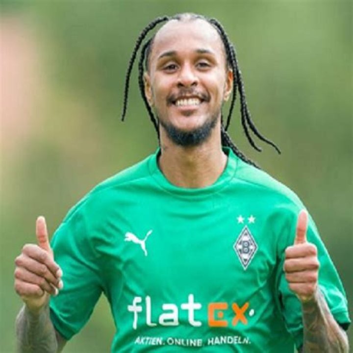 Austrian Footballer Valentino Lazaro Bio, Age, Goal, Stats, Net Worth, Salary, Girlfriend, & Parents