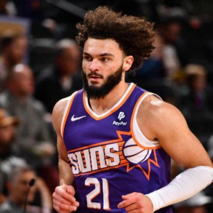 Azzi Fudd Career Stats, Salary, and Earnings (Bio, Age, Height, Weight, Family, Boyfriend)