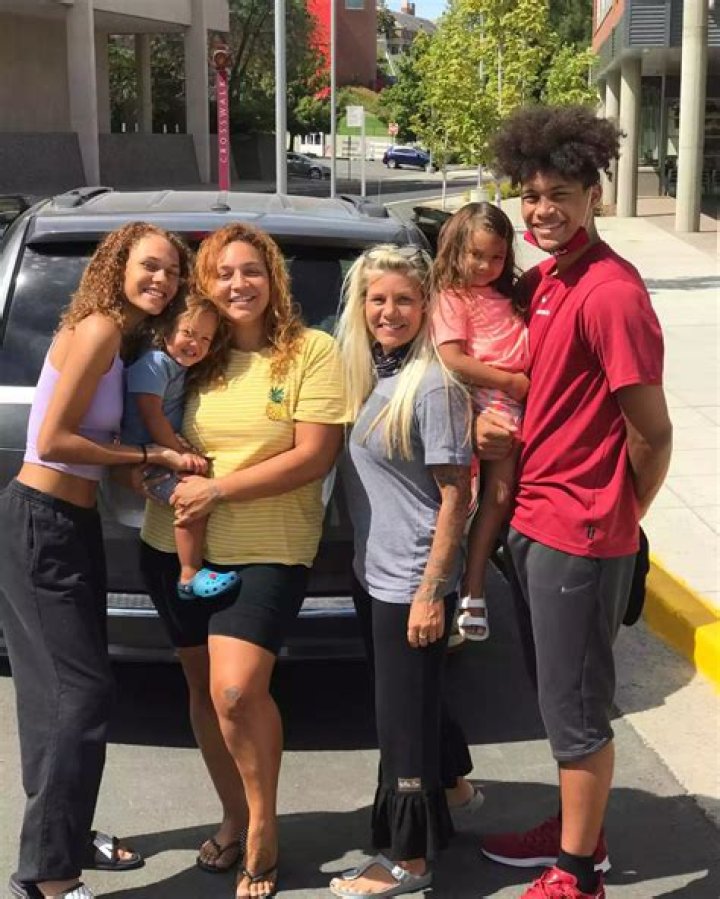 Basketball Player DJ Rodman's Net Worth, Girlfriend, Parents, Sister, Age, Wiki, Height, Instagram