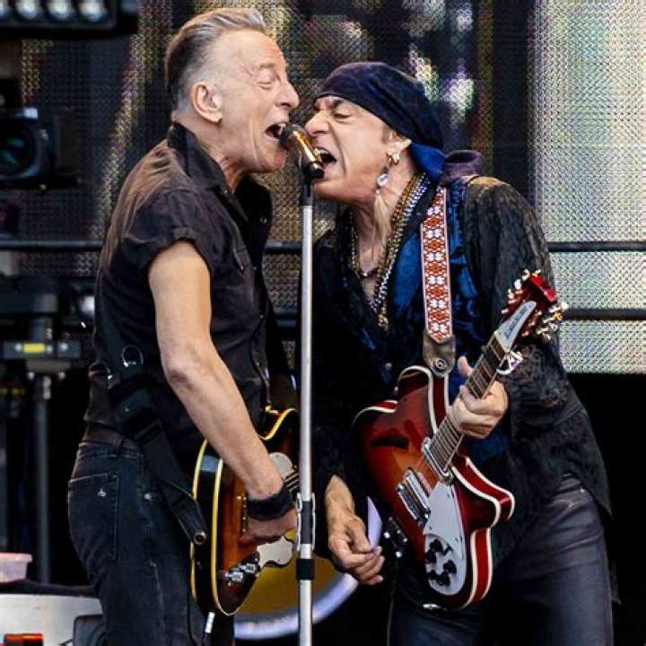 Bruce Springsteen On Whether He Wrote ‘Bobby Jean’ For Steven Van Zandt