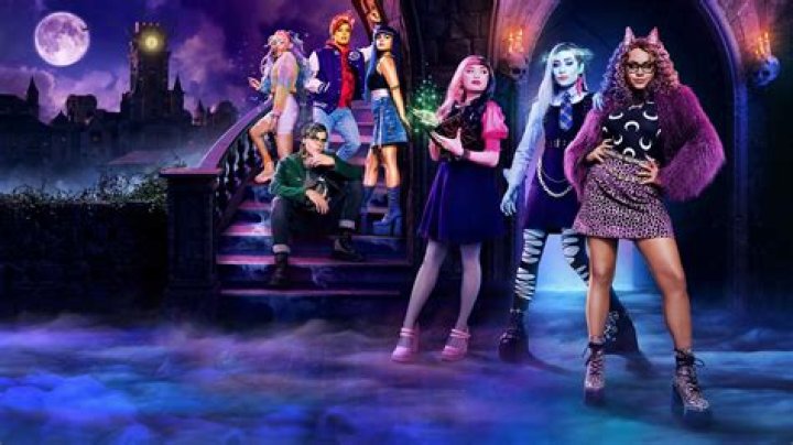Cast Of “Monster High 2” Share Set Secrets, Reveal First Look At Sequel at 2023 Kids’ Choice Awards (Exclusive) – Celeb Secrets