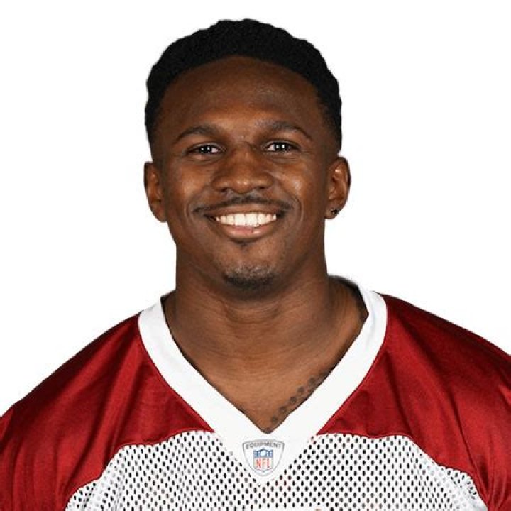 Chase Edmonds Biography- MLB player, Salary, Earnings, Net worth, Married, Relationship, Affair, Age, Height, Children, Girlfriend, Contract, Stats