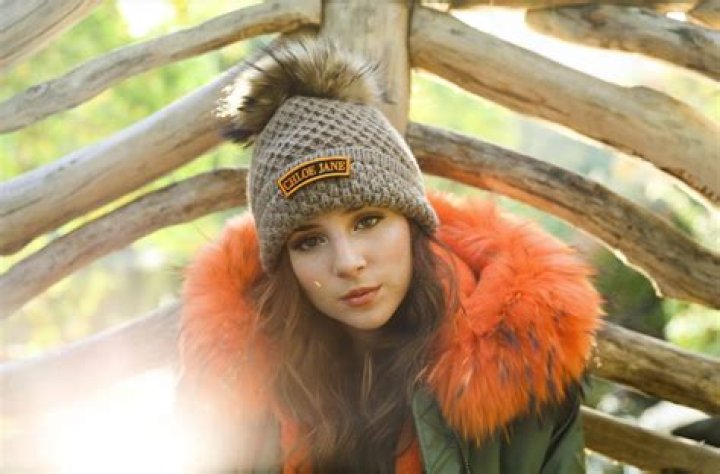 Chloe Jane’s “My Life” Music Video – Celeb Secrets