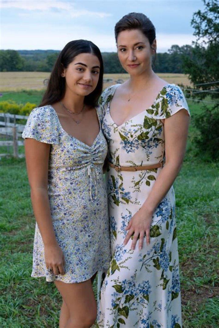 Chyler Leigh and Sadie Laflamme-Snow Get Candid on Season Two of “The Way Home” (Exclusive) – Celeb Secrets