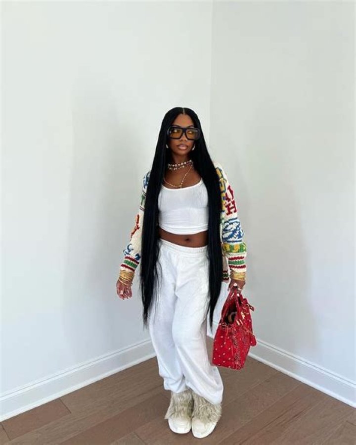 De'arra Taylor net worth, income and estimated earnings of Youtuber channel
