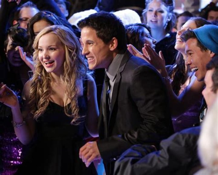 DOVE CAMERON, MIKE C. MANNING, COLTON TRAN – Celeb Secrets