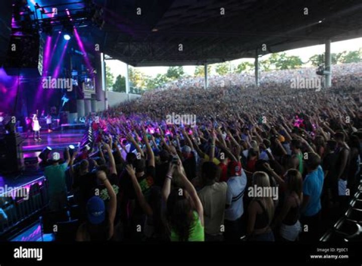 DTE Energy Music Theatre and Meadow Brook Music Festival Have Successful Summer