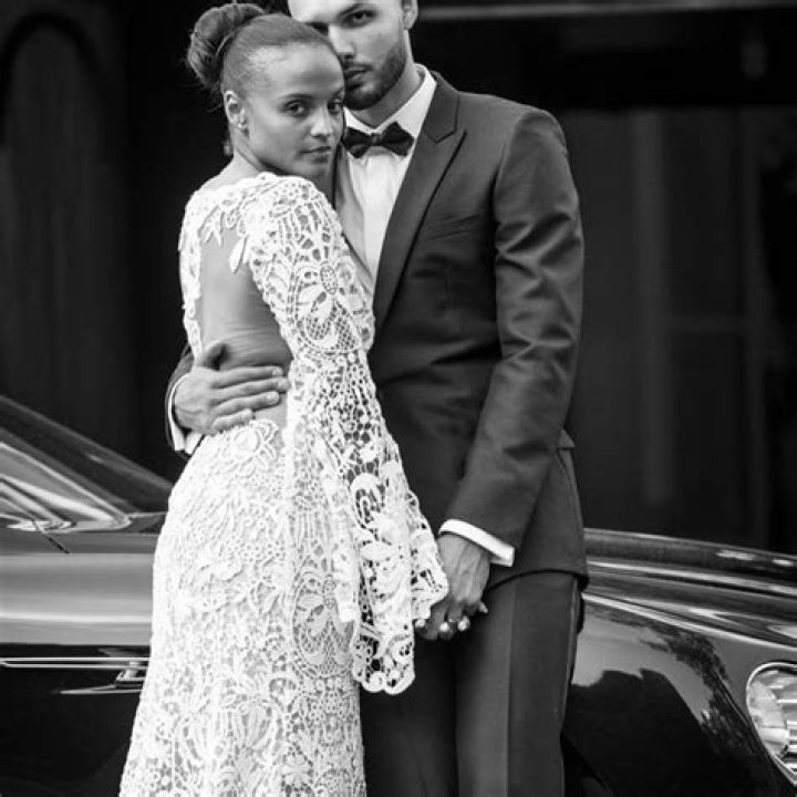 Evan Fournier Bio - age, bio, career, salary, net worth, dating, contract, married