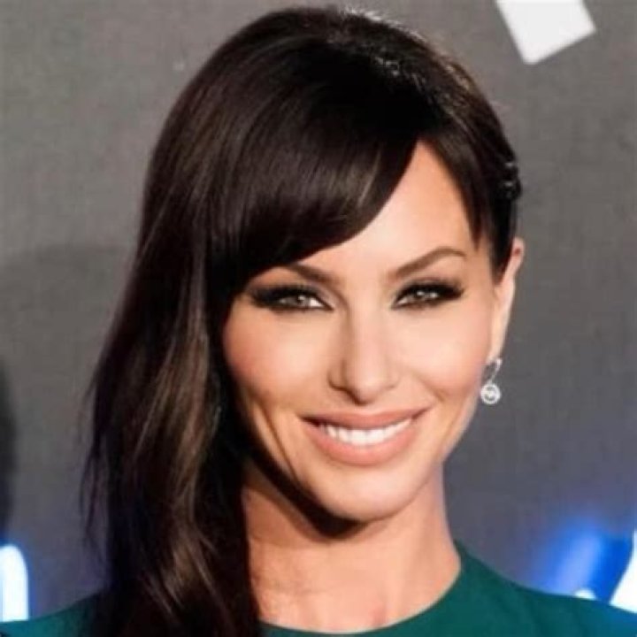 Hire Molly Bloom to Speak at Events