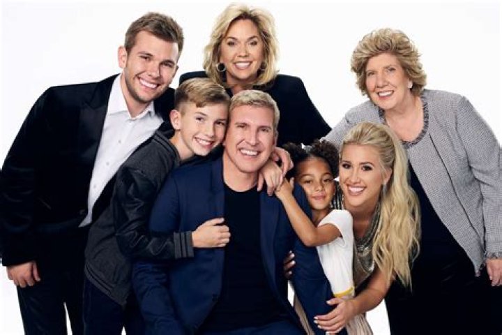 How Tall Is Julie Chrisley?