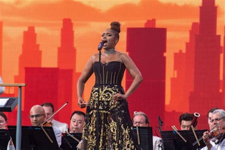 Is Jennifer Hudson A Soprano?