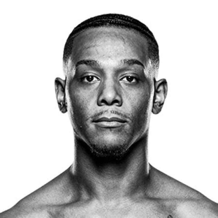 Jamahal Hill Net Worth and UFC Earnings; Who is his Wife? Personal and Professional Life Details