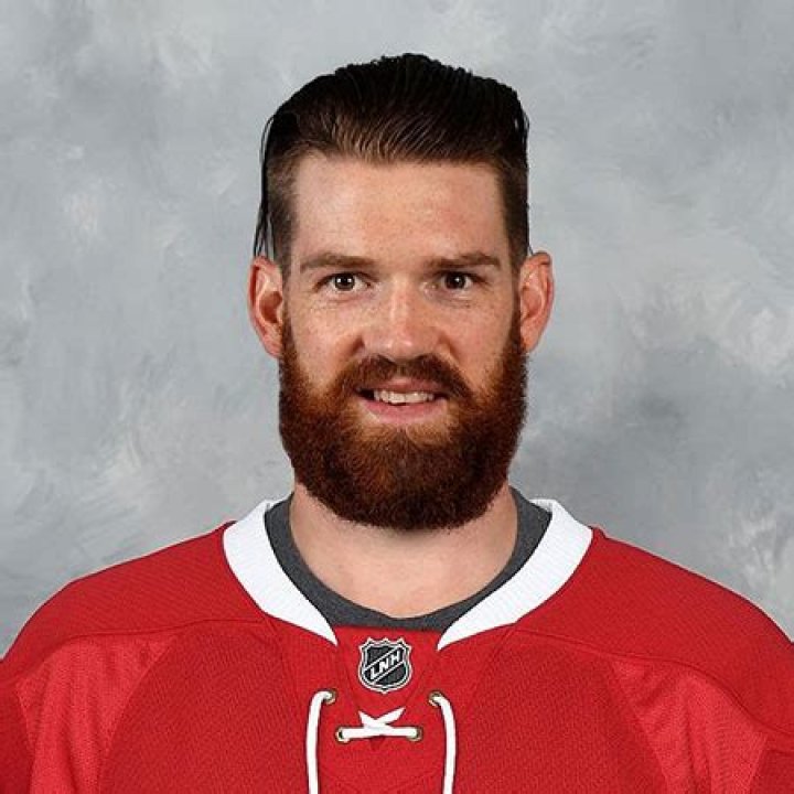 Jordie Benn Biography- nhl, salary, earnings, contracts, net worth, affair, career, dating, relationship, age, married, stats