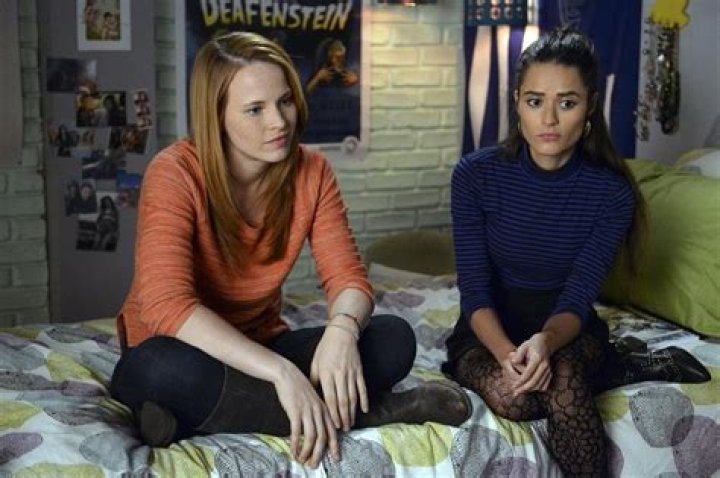 KATIE LECLERC, STEPHANIE NOGUERAS – Celeb Secrets