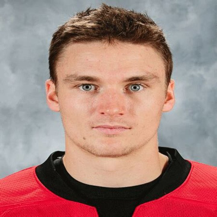 Keegan Lowe Biography- Salary, Earnings, Net worth, Married, Relationship, Affair, Age, Height, Relationship, Girlfriend, Wife, Career, Nationality