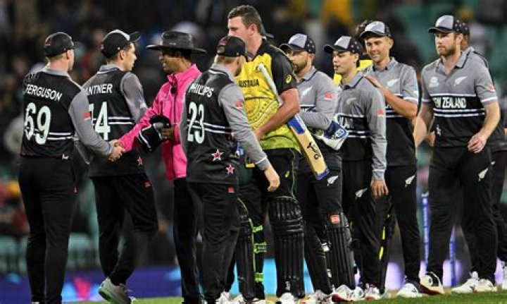 Kenny Rogers Announces Final Tour Of Australia & New Zealand