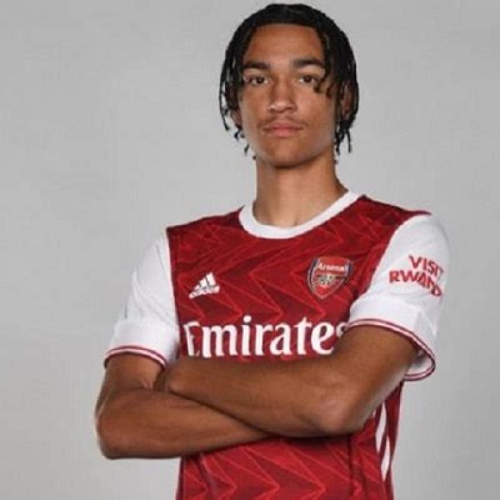 Kido Taylor-Hart net worth , salary, relationship status, professional career, age and height, family background, social media activeness,