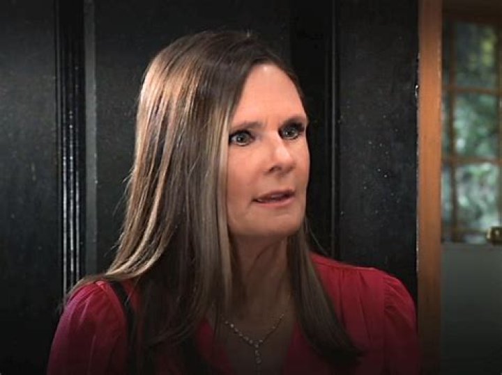 Lucy Suspicious Of Martin, Hires Felicia To Be Her Spy?