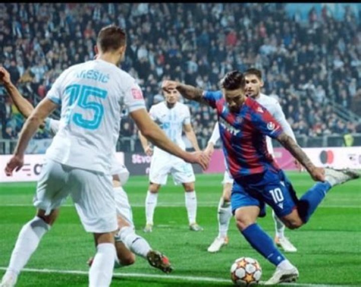 Marko Livaja Bio, Age, Net Worth, Salary, Market Value, Stats, & Relationship