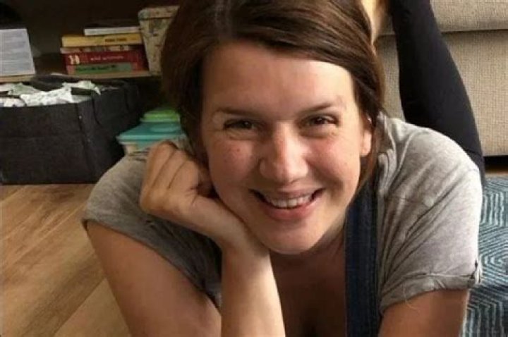 MAUREEN HANCOCK, MONICA TEN-KATE, FAMILY OF JENNIFER CAHILL-SHADLE – Celeb Secrets