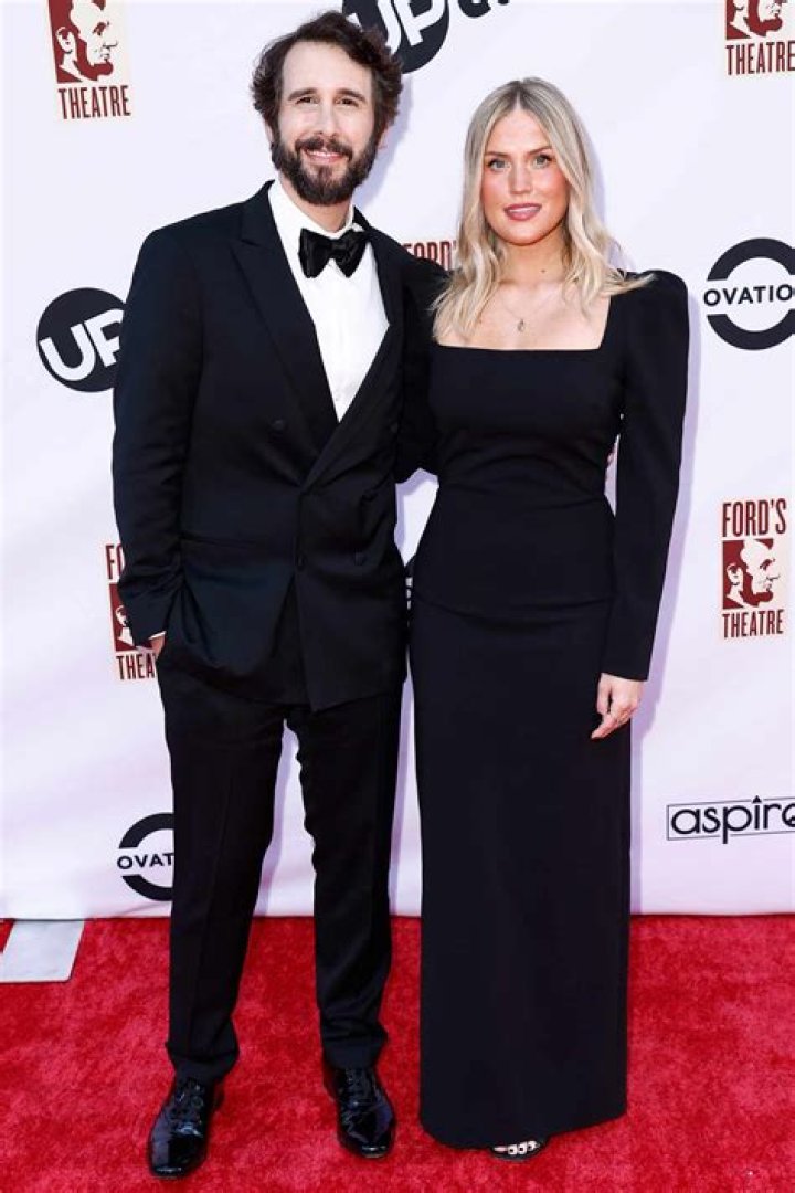 Natalie McCown Biography- Josh McCown'w Wife, Salary, Contract, Stats, Net worth, Married, Relationship, Affair, Age, Height, Family Career, Husband