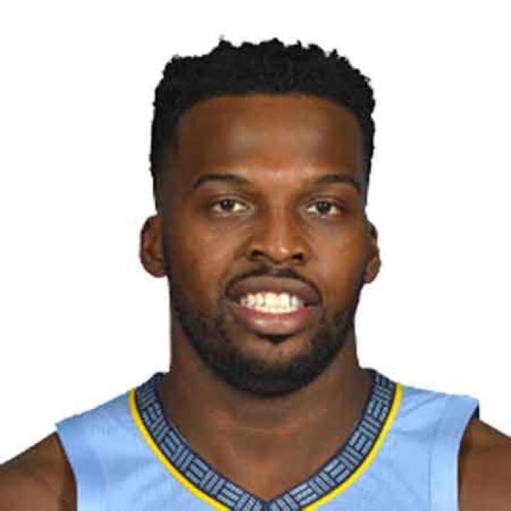 Shelvin Mack Bio-salary, net worth, married, relationship, wife, children, contract, stats, career, age, family, nationality