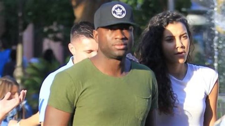 Sinqua Walls Girlfriend 2021 - Who Is The Resort To Love Actor Dating Currently?