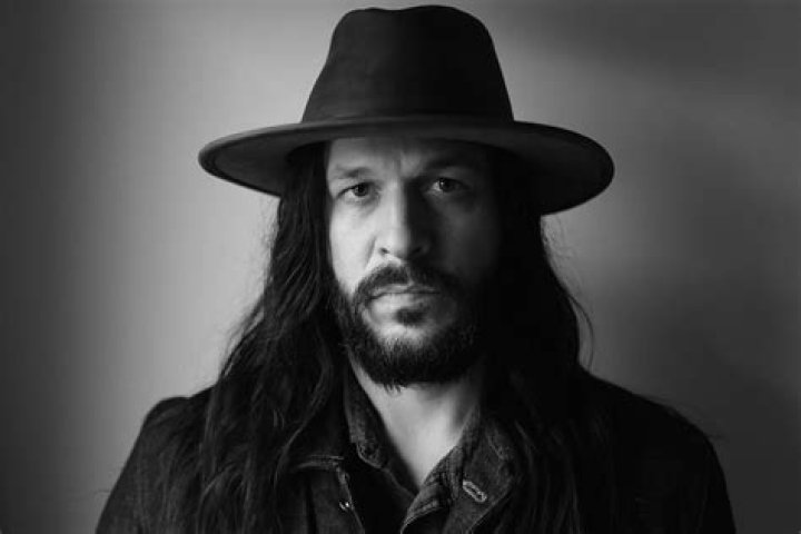 Six Questions With Indie Singer-Songwriter Shawn James