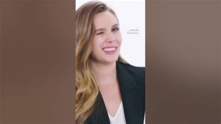 Where Did Elizabeth Olsen Go To College?