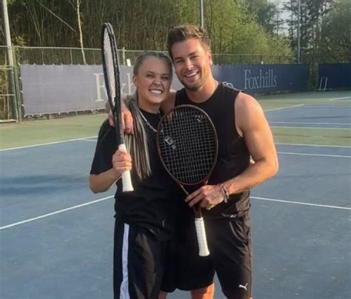 Who Is Antonia Gentry Dating In 2023? Is She With Felix Mallard? Actress Dating History Explored!